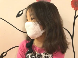 Máscara facial 100 % algodón suave para niños de doble capa reutilizable y lavable 2 colores (EE. UU.) - Imagen 1 de 13