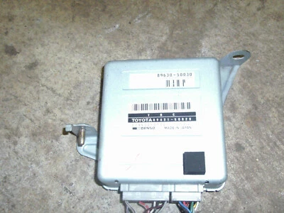 Módulo de computadora de control de tracción 95-97 Lexus LS400 89631-50020 OEM Foto 1 de 4