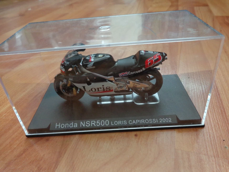 1/24 DEAGOSTINI IXO - HONDA NSR500 LORIS CAPIROSSI 2002 DIECAST MOTORCYCLE BIKE - Image 1 of 3