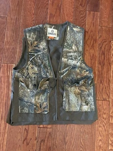 Magellan Hunting Camouflage Vest. Small. 1/2 zip, Open Both Sides. - Picture 1 of 8