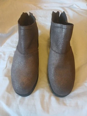 VOLATILE Womens Bianca Ankle Boot, Metallic Brown, Size 6.5 - Image 1 of 4