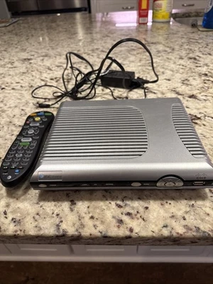 Scientific Atlanta Set Top Box IPN330HD пульт дистанционного управления и источник питания в комплекте. - Изображение 1 из 4