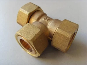 T-Stück IG x IG x IG 3/4" flachdichtend Wellrohr DN16 Solar Heizung Sanitär - Picture 1 of 3