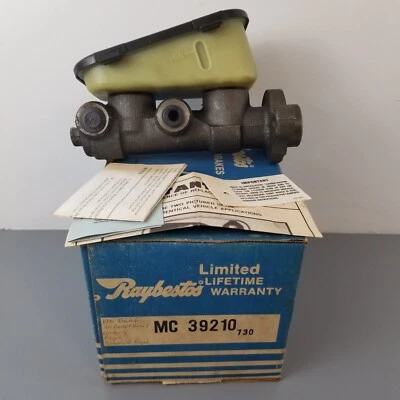 Nuevo Cilindro Maestro de Freno Raybestos MC39210 1979-81 Buick Olds Pontiac Chevy Nuevo de Lote Antiguo Foto 1 de 4