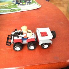 LEGO Owen Grady Backpack minifigure  And 4 Wheeler Jurassic World 75928 Car