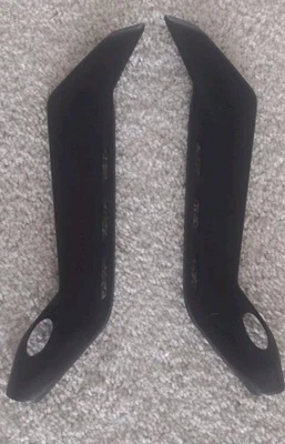 Cubiertas laterales para tanque inferior Ducati Panigale V4 OEM Foto 1 de 4