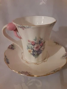 Lena Liu Bradford Garden Treasures Yellow Daffodil Floral Teacup and Saucer - Picture 1 of 6