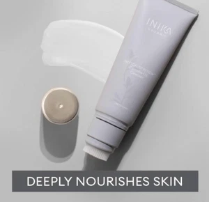 Inika Organic Phytofuse Renew Camelia Oil Cleanser with brushhead 100ml RRP £33