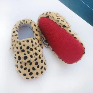 Bowknot Leather Baby Shoes, Soft Sole Anti-Slip First Walkers for Boys & Girls - Picture 1 of 5