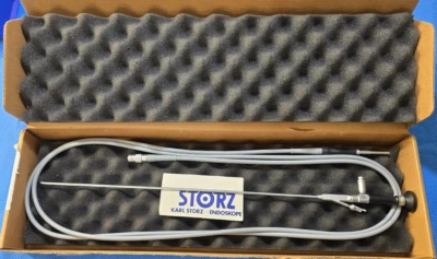 Uretroscopio Karl Storz 10Fr x 43cm Autoclave con Cable de Fibra Óptica 495ND Foto 1 de 4