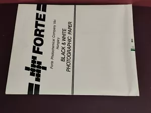 Vintage Forte Fotopapier B&W glänzend 16x20 Zoll 10 Blatt - Bild 1 von 3