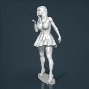 Figura de resina sin pintar. Niña Mujer Sexy Falda 1/18 1/24 1/43 1/32 - Imagen 1 de 6