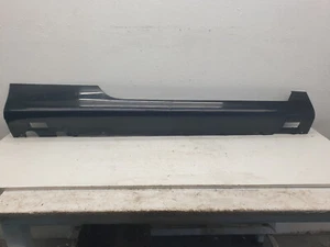AUDI TT MK2 8J 2008 cupé faldón lado del conductor derecho en negro Ly9B P/N 8J0853856D - Imagen 1 de 12
