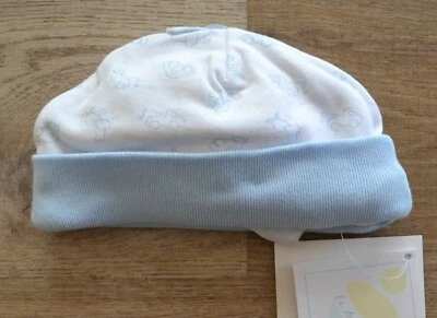Gorra de bebé de algodón azul y blanco Le Top para coches, camiones y aviones, 0-6M Foto 1 de 3