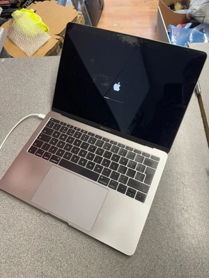 Apple MacBook Pro A1708 Retina 13.3" 2017 Core i5 256GB SSD 8GB Ram 2.3GHz - Image 1 of 4