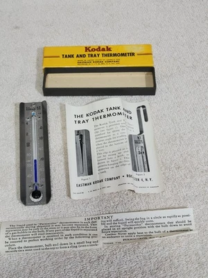 VINTAGE EASTMAN KODAK TANK AND TRAY THERMOMETER W / ORIGINAL BOX "NICE" - Image 1 of 4