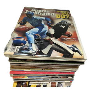 VTG Lot of 32 SPORTS ILLUSTRATED Magazines Various 1987-89 in Protective Covers