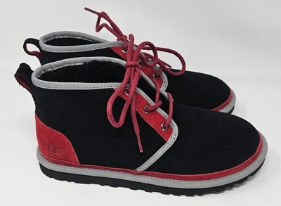 ¡NUEVO! Botas Chukka Ugg Neumel Mashup Negras Rojas Gamuza Para Hombre Talla 10 Foto 1 de 4