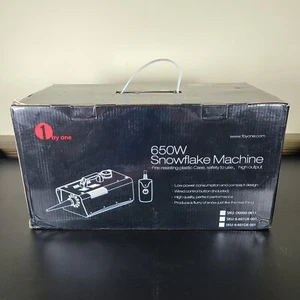 1 By One 650W Snowflake Machine - New in Sealed Box - 1byone Snow Maker - Picture 1 of 5