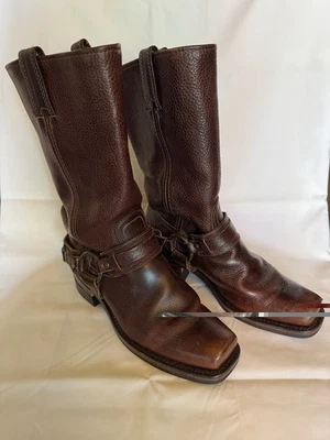 De colección Y2K Boho Vaquera ARNÉS DOBLE CORREA 12R Cuero Marrón BOTAS FREÍR 8 Foto 1 de 4