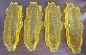 Vintage Corn Cob Trays Holders  Set Of 4 Hard Plastic Yellow Textured - Picture 1 of 3