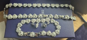 Mixed-Cut Swarovski Halskette, Armband & Ohrstecker in eleganter Geschenkbox - Bild 1 von 22