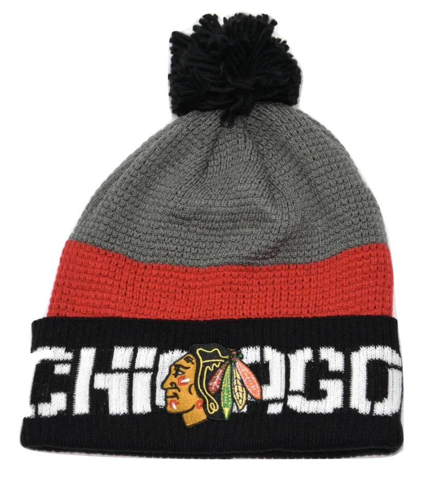 Reebok Chicago Blackhawks NHL Hockey Waffle Knit Pom Pom Winter Hat Beanie Toque