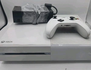 Xbox One S 1TB Weiß Spielekonsole System mit Controller Kabeln - Bild 1 von 7