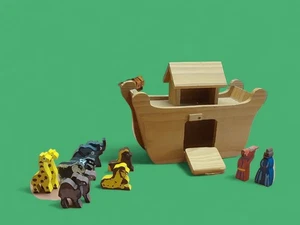 Vintage Wooden Noahs Ark Boat & Animals 13 Pieces Biblical Folk Art - Picture 1 of 4