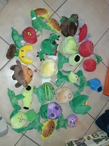 Plants Vs Zombies Plush Lot Of  Stuffed Animals 10 Inch New Shooter Tomatoe  - Picture 1 of 5