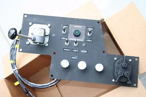 CONTROL PANEL HEMTT M977 M978 M983 M984 PN 3333068 NSN 2510-01-535-2822 COMPLETE - Bild 1 von 12