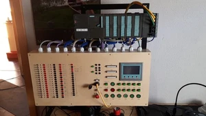 Siemens Simatic S7 - 300 Schulungs-Rack - Bild 1 von 15