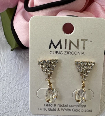 Pendientes de circonita cúbica y oro blanco de 14 quilates sin plomo y níquel como nuevos NUEVO Foto 1 de 4