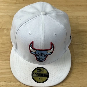 New Era  Chicago Bulls NBA Snapback Cap 59FIFTY Size 7 5/8 - Picture 1 of 17