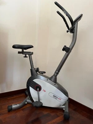 Toorx BRX-55 Cyclette per Allenamento a Casa - Nera/Bianca - Immagine 1 di 4