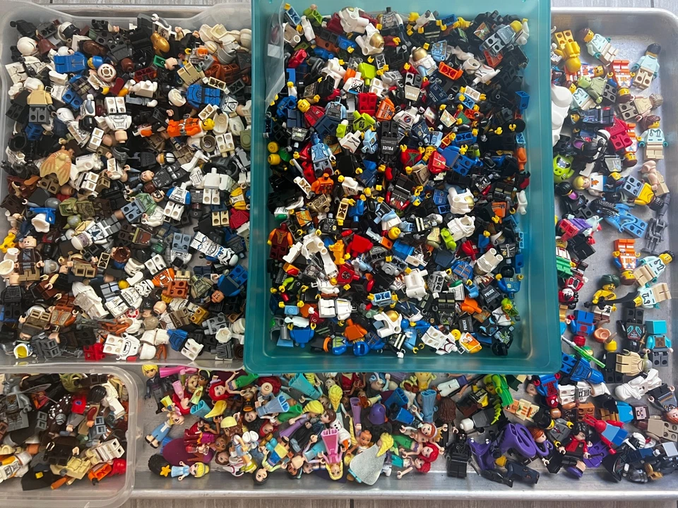 6 OZ ~ PREMIUM Lego Minifigures Parts Star Wars Ninjago Marvel DC Harry City LOT - Image 1 of 4