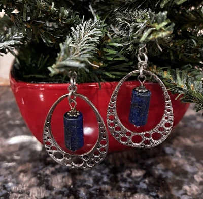 Винтажные серебряные серьги-кольца с лазуритом ручной работы длиной 1,5 дюйма - Изображение 1 из 4