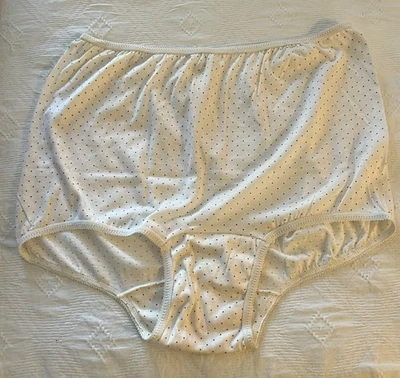 Bragas cortas vintage Sylray Eiderlon de polialgodón talla 8 rojas a lunares nuevas sin etiquetas Foto 1 de 4