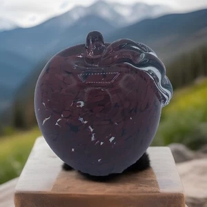 Vintage Joe Hamon Signed Maroon Apple Paper Weight - Picture 1 of 4