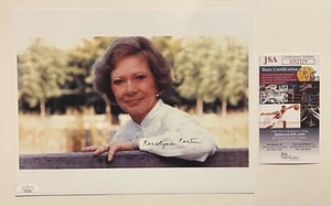 ROSALYNN CARTER SIGNED 8.5X11 PHOTO WITH JSA COA - Picture 1 of 4