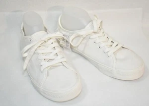 Old Navy Shoes White Canvas Lace-Up  Size 9 Women's - Picture 1 of 7