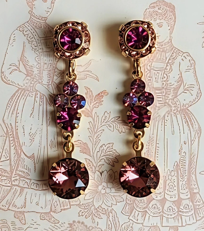 Pendientes desplegables enchapados en oro rosa fucsia AB y flor de cristal de Swarovski  Foto 1 de 4