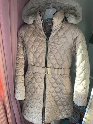 Wintermantel für Mädchen von boboli, Größe 140 mit Kapuze und Gürtel. - Bild 1 von 4