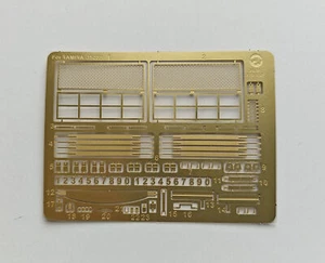 1/35 Metal Grill Mesh & Detail Up For WWII Red Army JS-2 JSU-152 JSU-122 - Picture 1 of 2