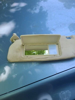 LEXUS SC430 2002-2006 LADO DEL CONDUCTOR IZQUIERDO PARASOL CUERO BEIGE CON ESPEJO OEM Foto 1 de 3