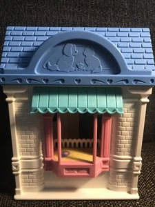 Fisher Price Loving Family Dollhouse Pet Shop 1995 Excellent Condition No Animal - Picture 1 of 6