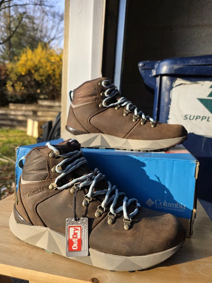 Columbia Mujeres Facet Sierra Botas de Senderismo Secas Marrón/Verde Polvoriento Talla 10 Foto 1 de 4