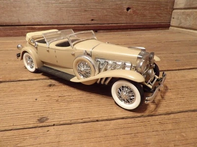 Vintage Monogram 1934 Duesenberg SJ Torpedo-Phaeton Model Car - JUNKYARD PARTS! - Image 1 of 4