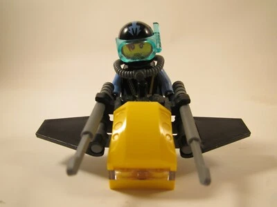 LEGO Aqua Raider Diver, with Vehicle (2007) - Image 1 of 4