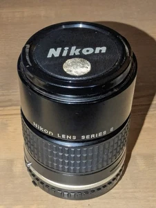 Nikon 135mm F:2.8 E Series Telezoom Kamera Objektiv mit Original Objektivdeckel - Bild 1 von 6